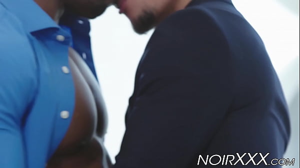 Black Max Konnor picks up hunk for interracial sex