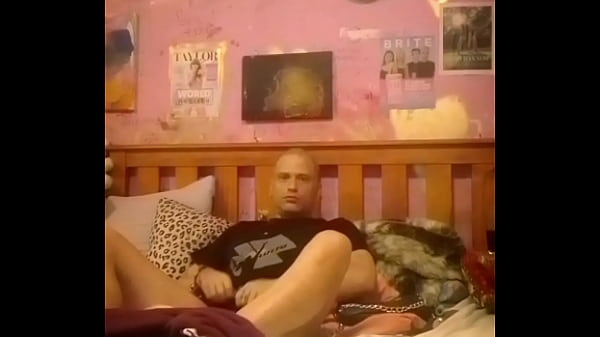 Bottom gay twink ben Ashford showing his Bethany boy hole