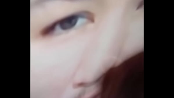 TV-BITE10 : Pour continuer…2024, j’ai trouvé ce jeune tchétchène qui va s’en ramasser plein la face…. GROS PLANS ET EFFETS SPÉCIAUX pour mieux voir sa pauvre gueule avec ma grosse bite dessus……