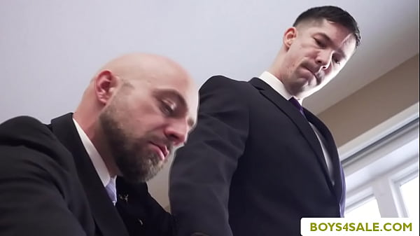 Twink Cole Blue double penetrated by two Master