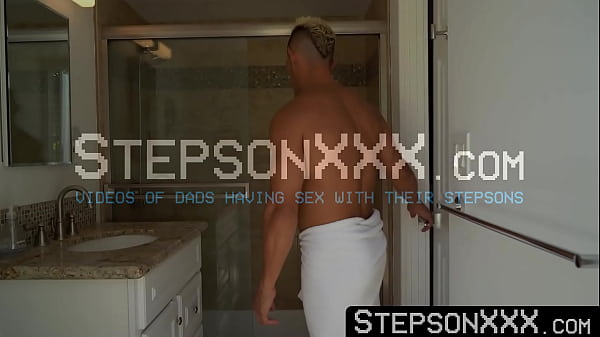StepsonXXX.com – Jax Thirio & Benvi – Things get heated and even hornier after gay Benvi joins me in the shower