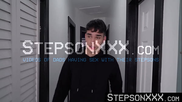 StepsonXXX.com – Rob Quin & Papi Marcos – Homosexual Rob Quin passionately looks me in the eye while I penetrate his butt