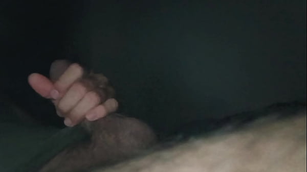 Me masturbo para mi novia