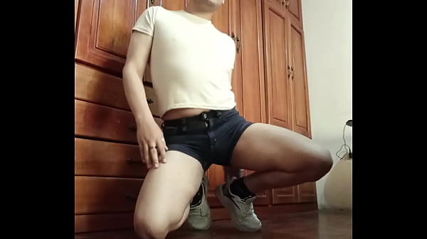 PASIVO LOJA MASTURBANDOSE