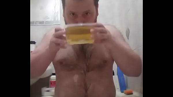 A gay man from Russia is ready to take a piss shower if you fuck him and then piss on him