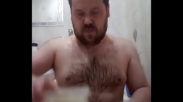 Gay man washed his balls and cock in urine to drink this urine later