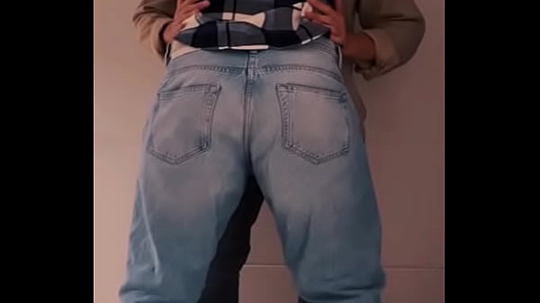 Así folla el !?rim0 Nerd atletico de la clase depues de unas copas