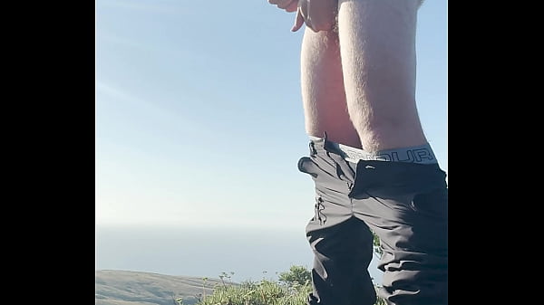 Teen jerks off in PUBLIC National Park