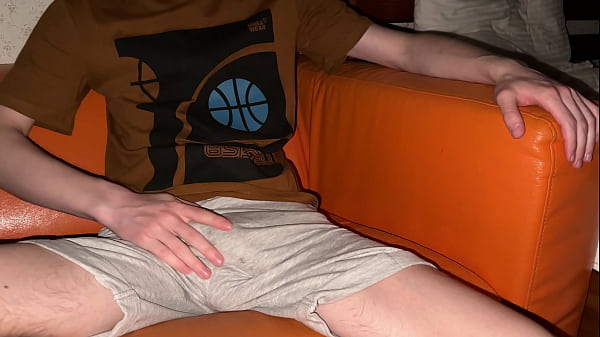 Huge Cock Twink Milks Dry