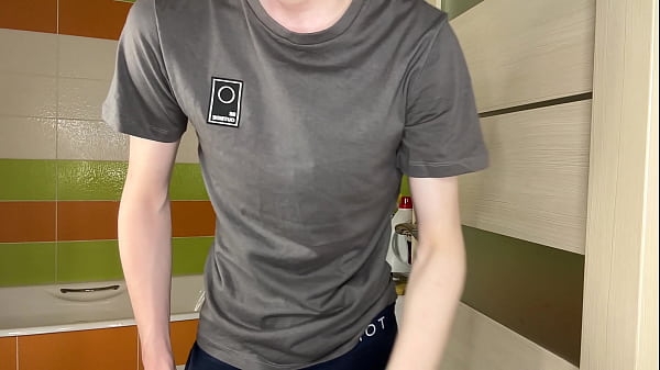 Naughty 18yo Twink Grinds Big Rod